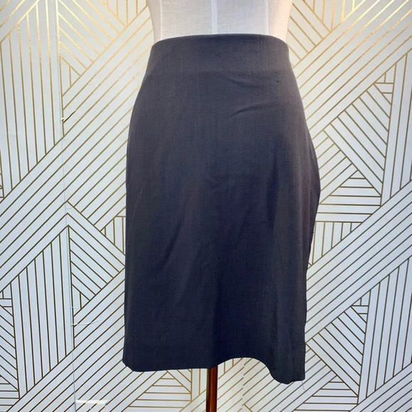 MM Lafleur The Noho Skirt in Brown Truffle - Picture 2 of 11